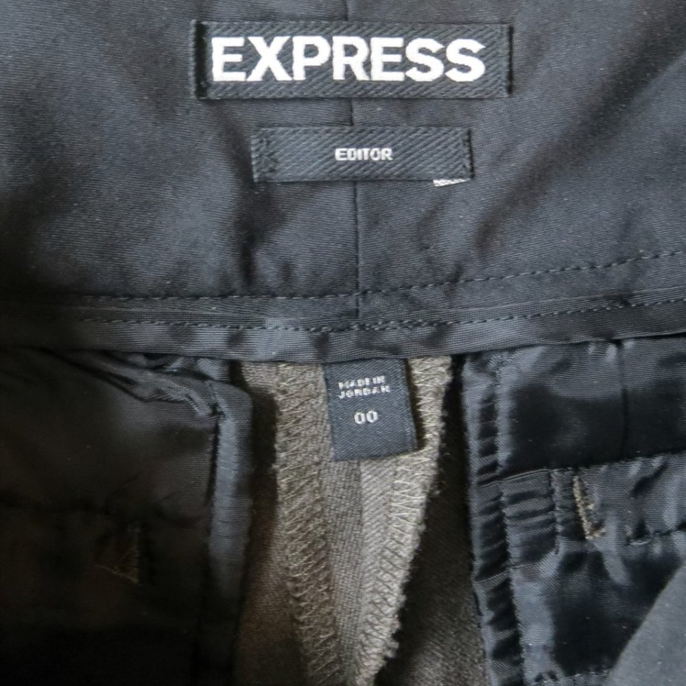 Cropped Express Editor Pants - Picture 4 of 4